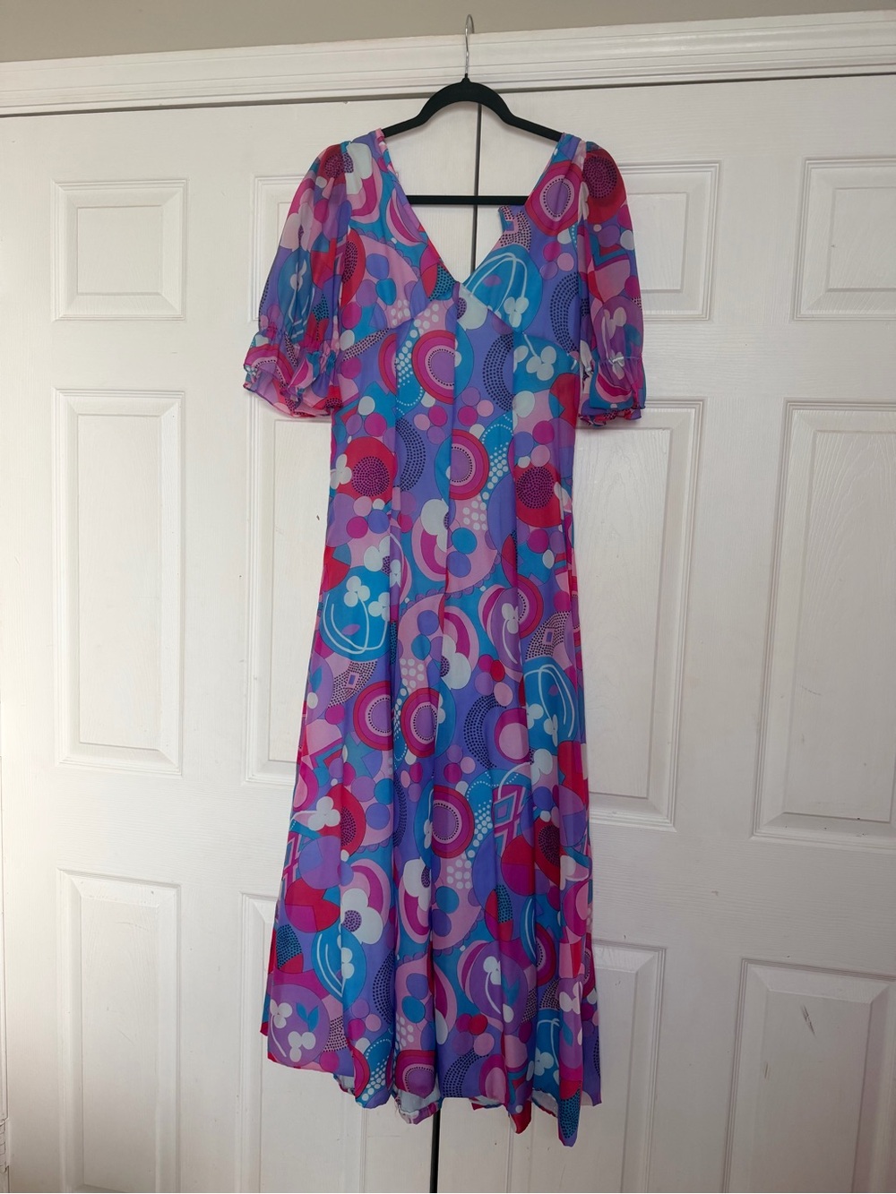 Vintage Multicolor Puff-Sleeve Midi Dress